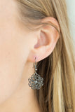 Vintage Vogue - Black #272N