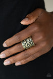 Tropical Bloom - Brass #576
